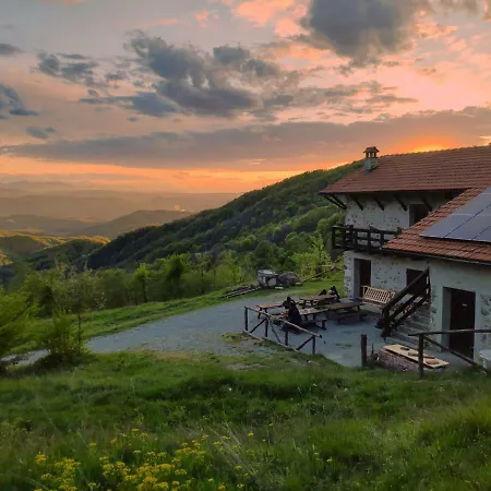 Hostel Rifugio Cascina Miera
